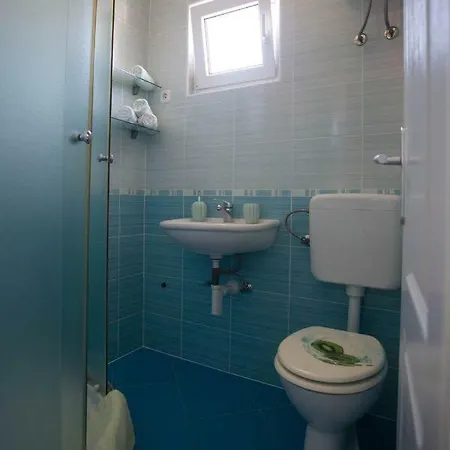 Opetuk Apartment Povljana