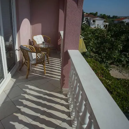 Apartment Opetuk